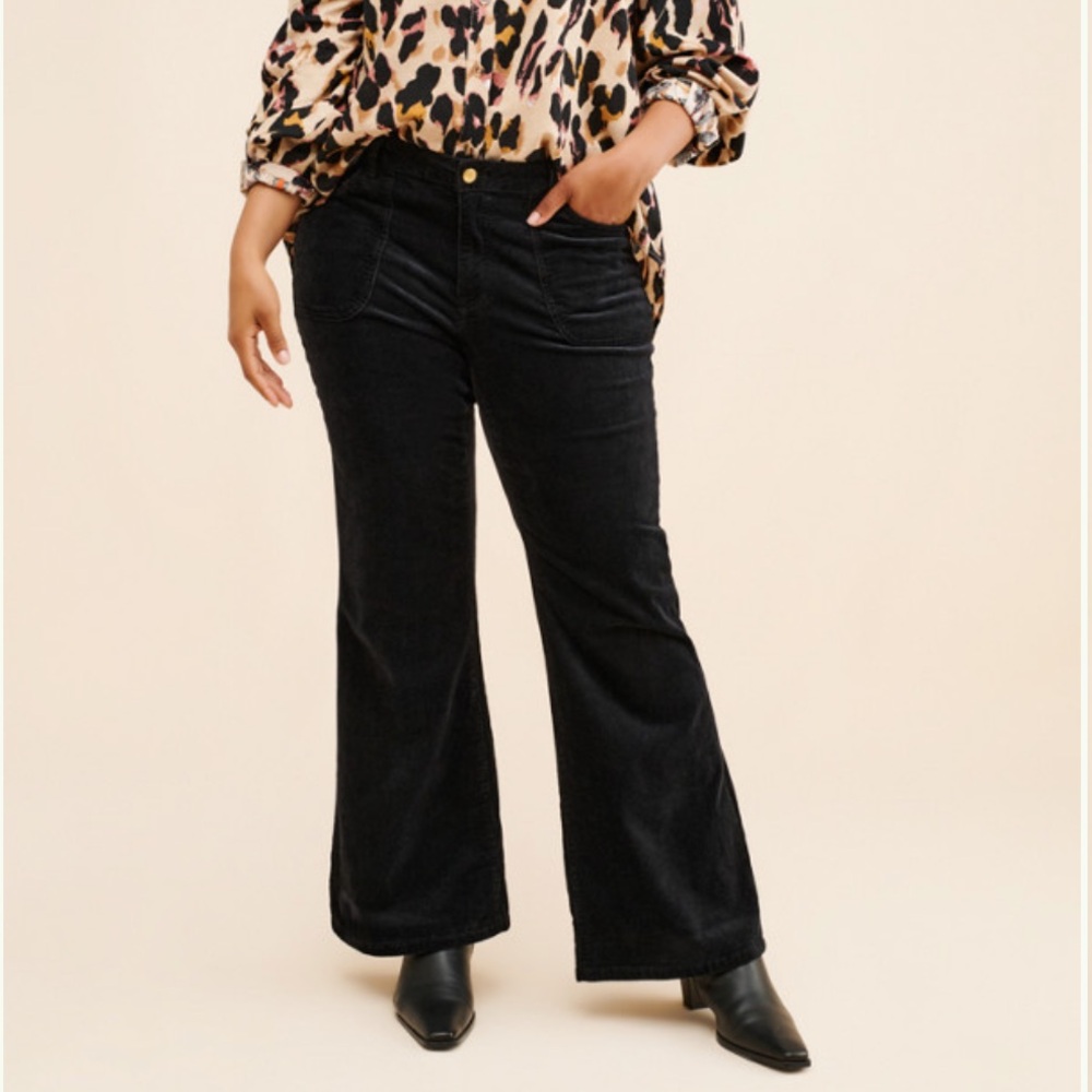 Anthropologie Pilcro The Icon Low-Rise Corduroy Chop Pocket Flare Jeans - 20W